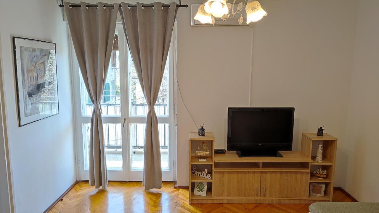 Deluxe Apartman Pervan Split Exterior photo